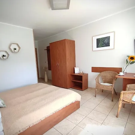 I Privatunterkunft *