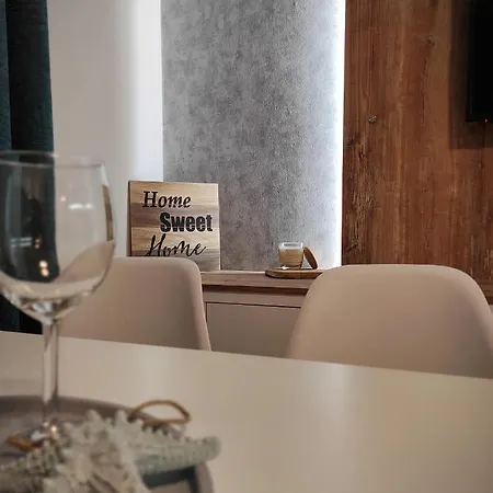 I Privatunterkunft *