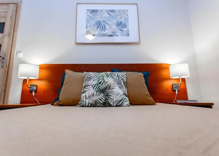 Δωμάτια σε οικογενειακή κατοικία I *